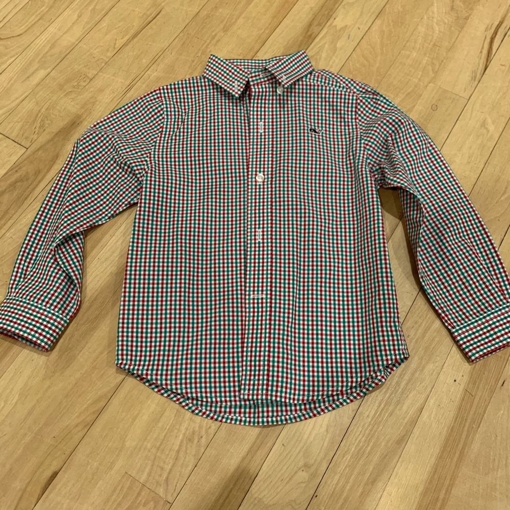 Vineyard vines boys red and green button down 4T